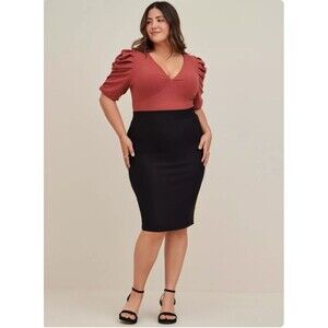 Torrid Bodysuit Women 3X Pink Rib Knit V Neck Puff Sleeve Snap Closure NEW